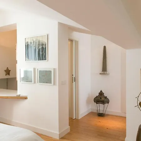 Charming And Unique City Centre Apartment 43 By Lisbonne Collection Apartment